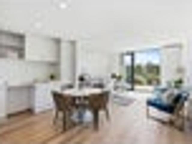 Townhouse for sale in Awhitu