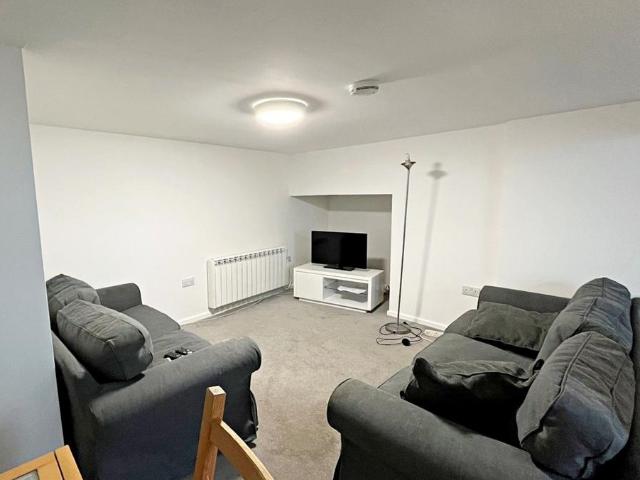 Apartment for rent in Pokesdown, Bournemouth