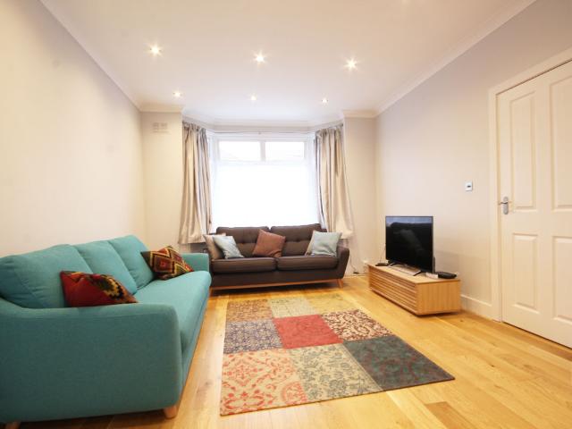 House for rent in Colindale, Greater London