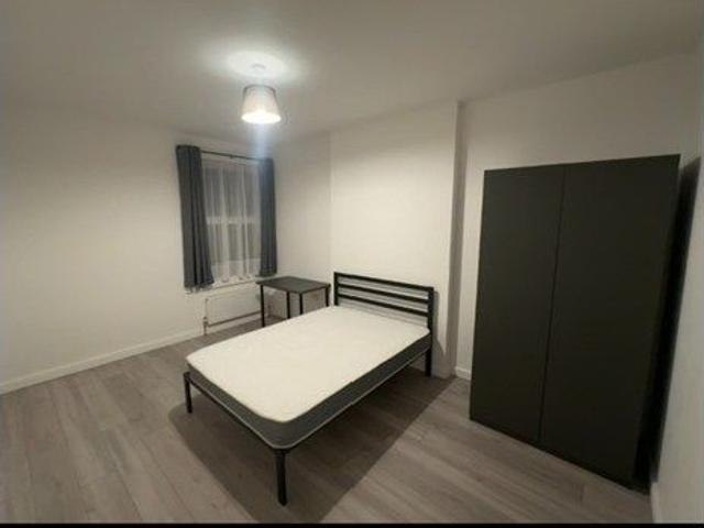 Room for rent in Alton Barnes, Essex
