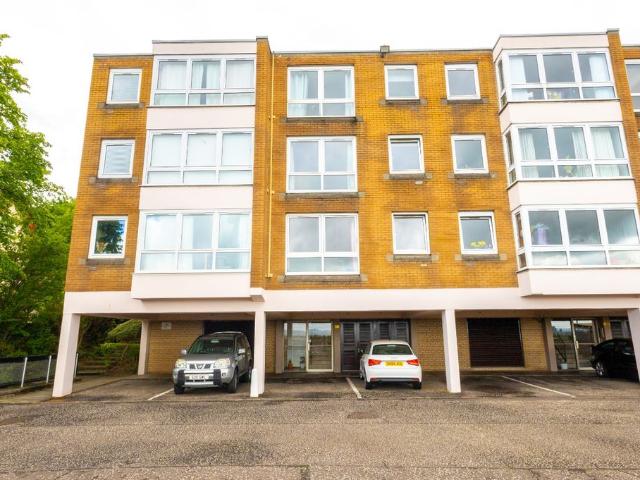 Apartment for rent in Jordanhill, Scotland