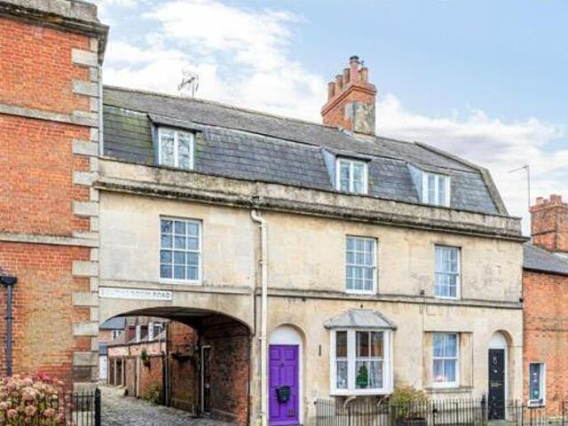 House for sale in Devizes, Wiltshire