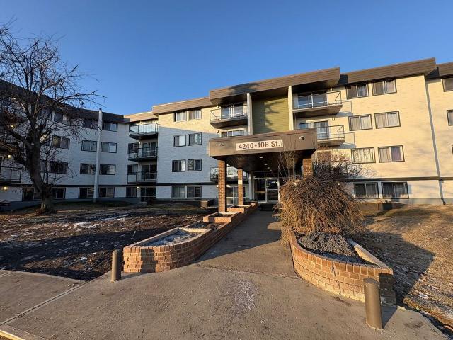 Apartment for rent in Wedgewood, Alberta
