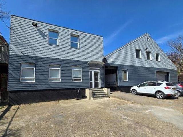 House for rent in Alton Barnes