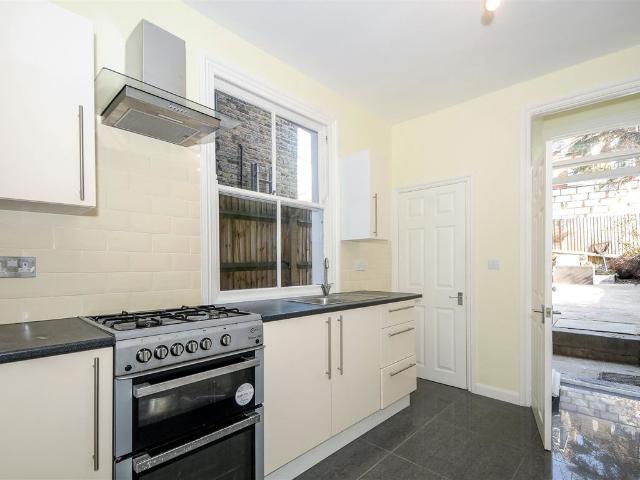 House for rent in Furzedown, Greater London