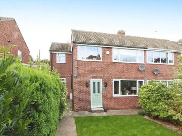 House for sale in Ossett, West Yorkshire