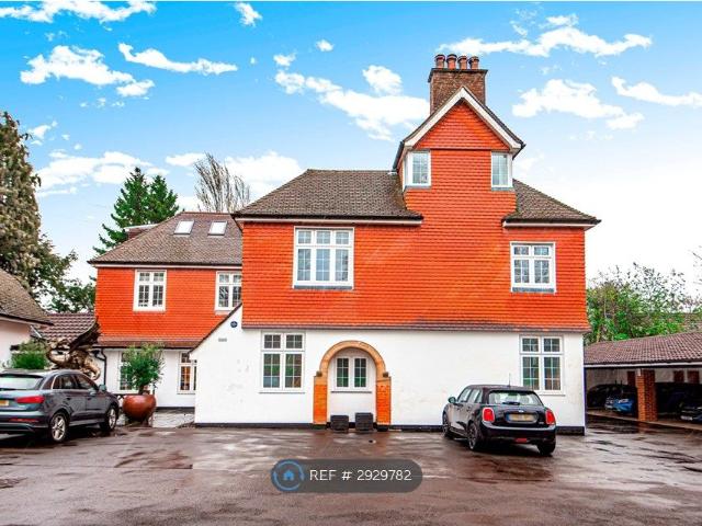 Apartment for rent in Hawford, Hampshire