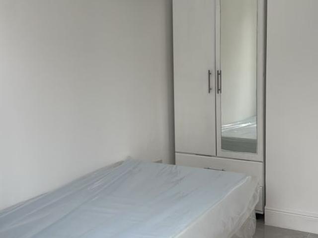 Studio for rent in Ardleigh Green, Greater London