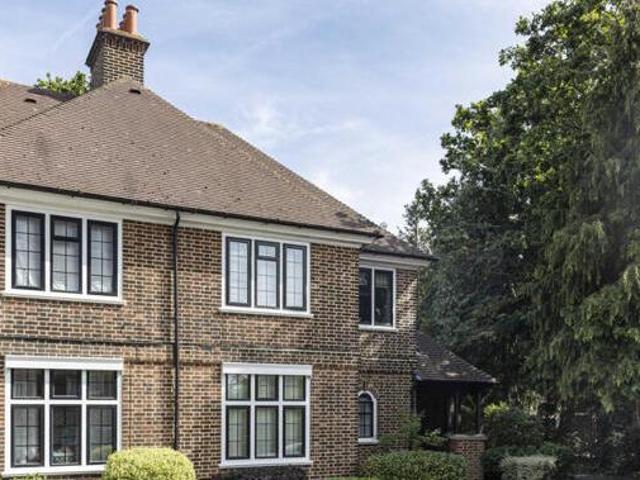 House for sale in Upchurch, Gillingham