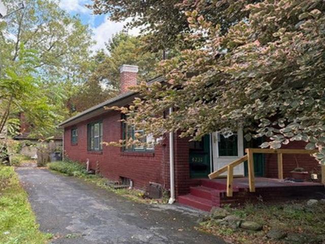 House for sale in Pleasant Grove, Youngstown