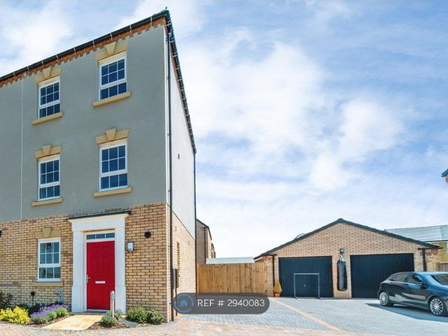 House for rent in Bedford