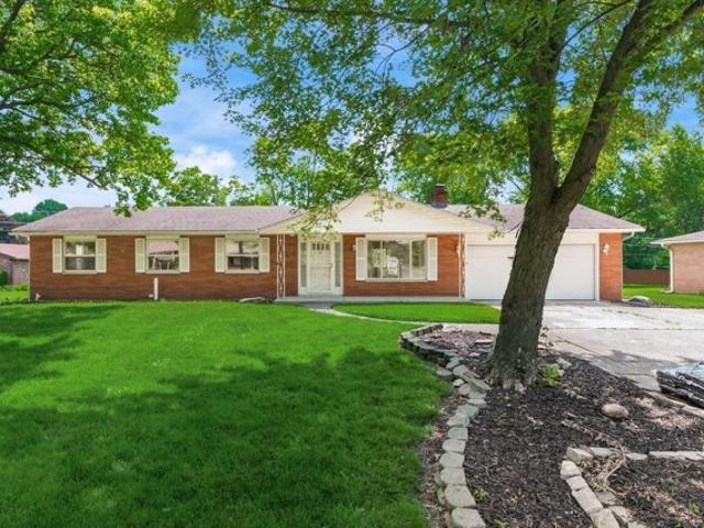 House for sale in Grove City