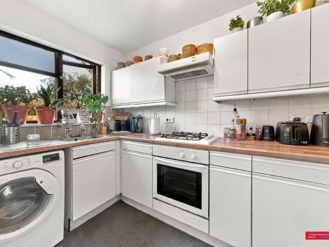 House for rent in London Borough of Lewisham, Greater London
