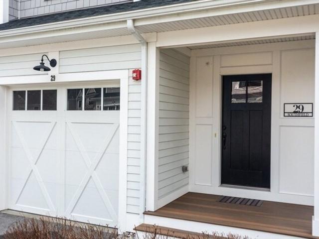 Condo for sale in Sherborn, Massachusetts