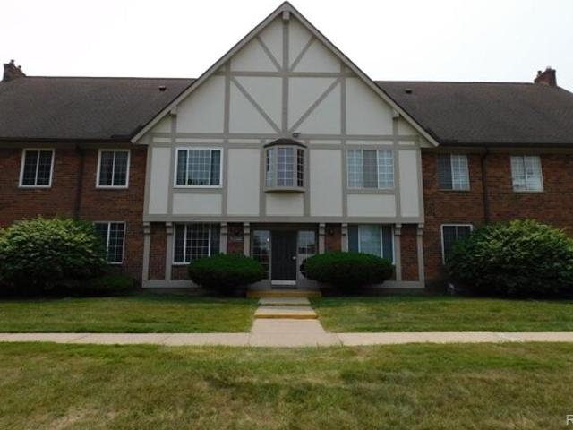 Condo for sale in Southfield