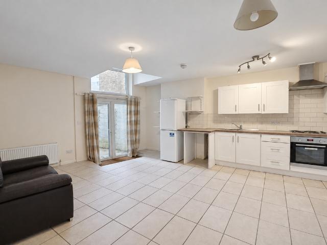 Apartment for rent in London Borough of Ealing, Greater London