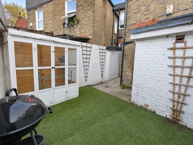 Apartment for rent in London Borough of Ealing, Greater London