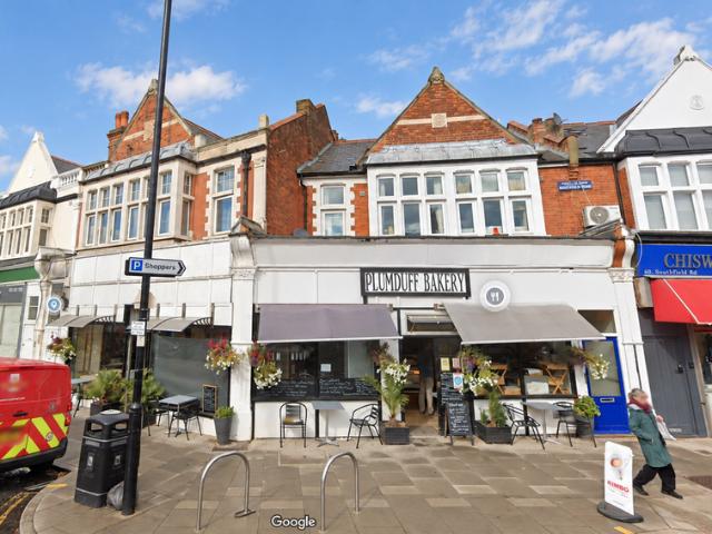 Apartment for rent in London Borough of Ealing, Greater London