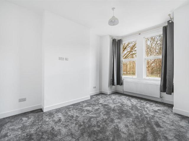 Apartment for rent in London Borough of Ealing, Greater London