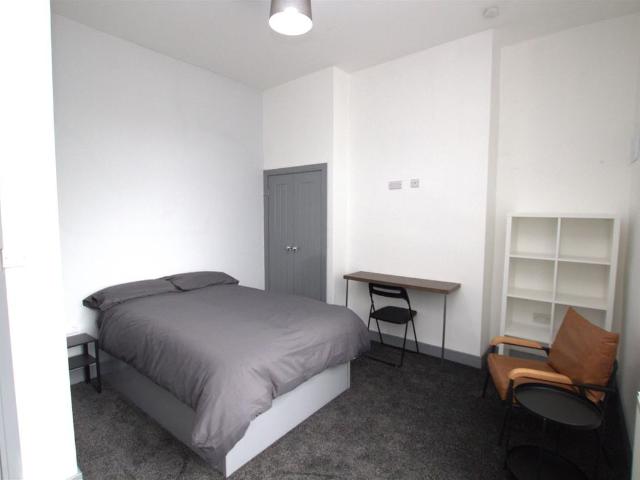 Apartment for rent in Middlehaven, Normanby