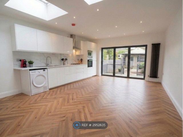 House for rent in Broxbourne, Hertfordshire