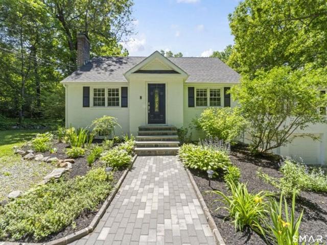 House for sale in Southbury, Connecticut