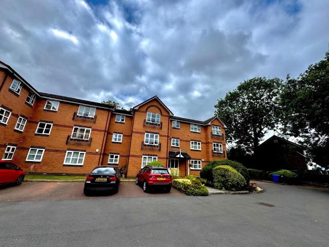Apartment for rent in Sale Moor, Trafford Park