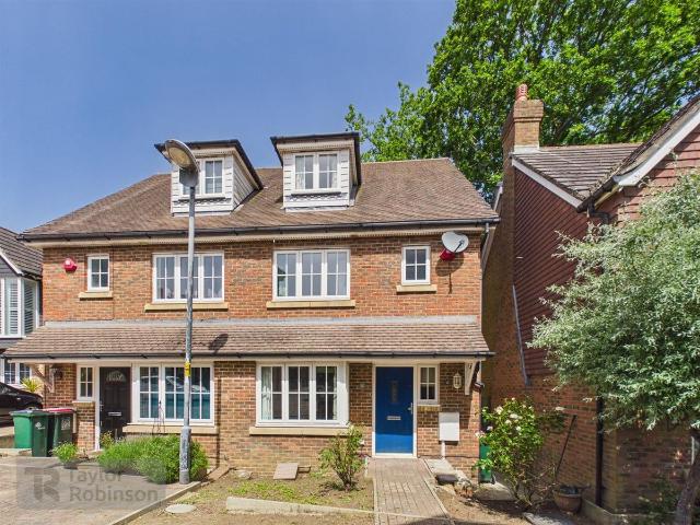 House for rent in Glynde, West Sussex