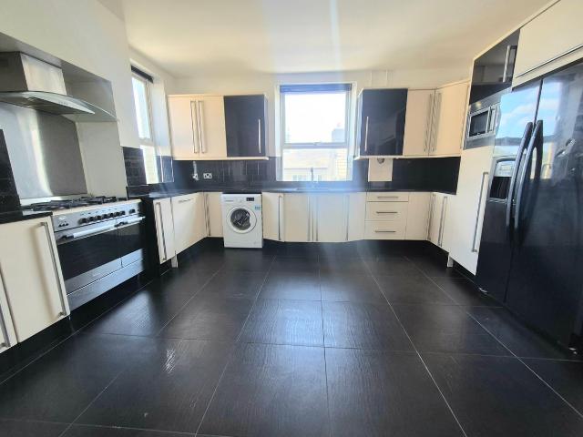 Apartment for rent in Elland, West Yorkshire