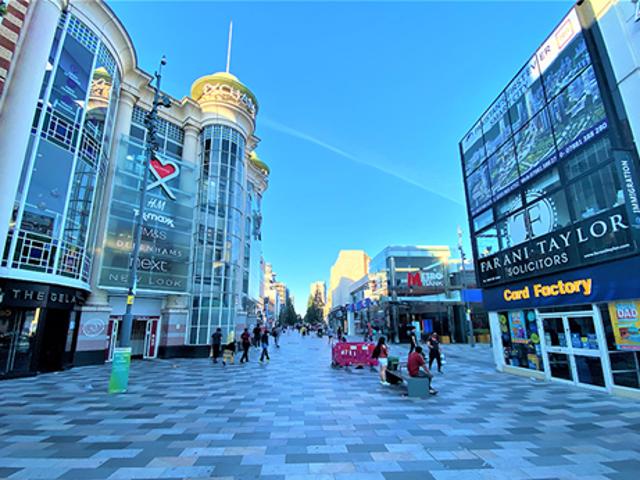 Apartment for rent in New Southgate, Greater London