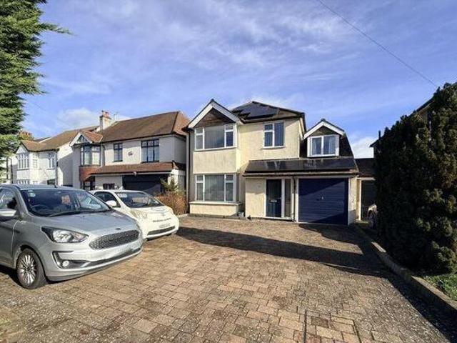 House for sale in Potters Bar, Hertfordshire