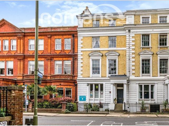 Apartment for rent in The Close, Hampshire