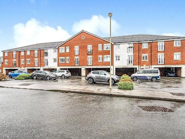 Apartment for rent in Priory Estate, West Midlands