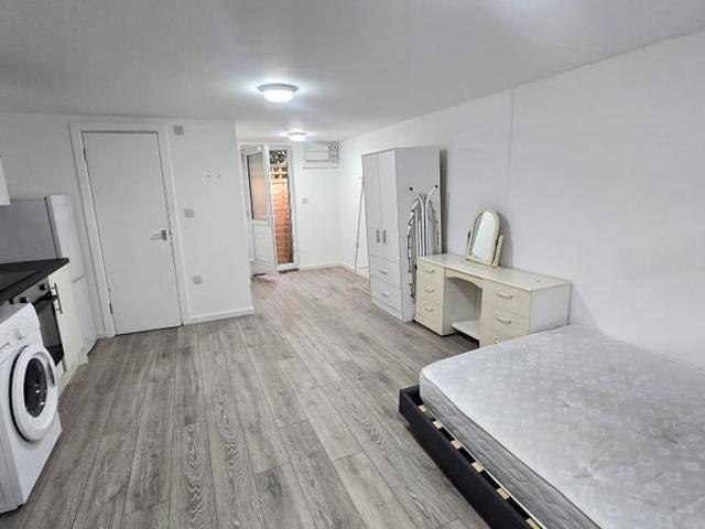 Studio for rent in London Borough of Enfield, Greater London
