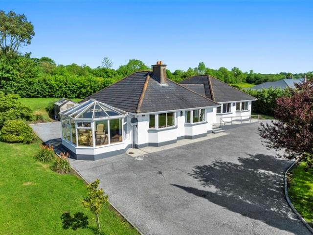 Farm for sale in The Rower