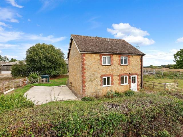 House for rent in Broadham Green, Tandridge