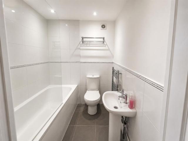 Apartment for rent in Feckenham, City Of Bristol