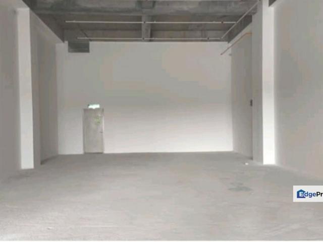 Shop for rent in Petaling Jaya, Petaling