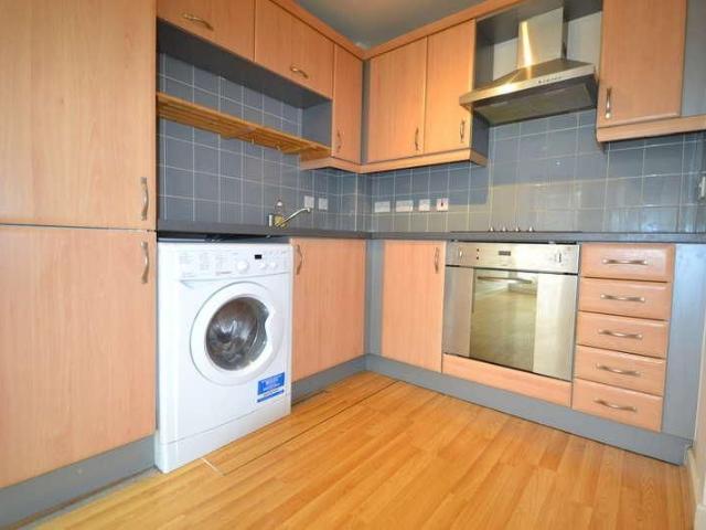 Apartment for rent in Kingston Upon Thames, Surbiton