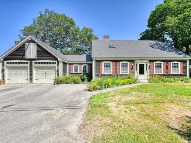 House for sale in Bristol, Maine