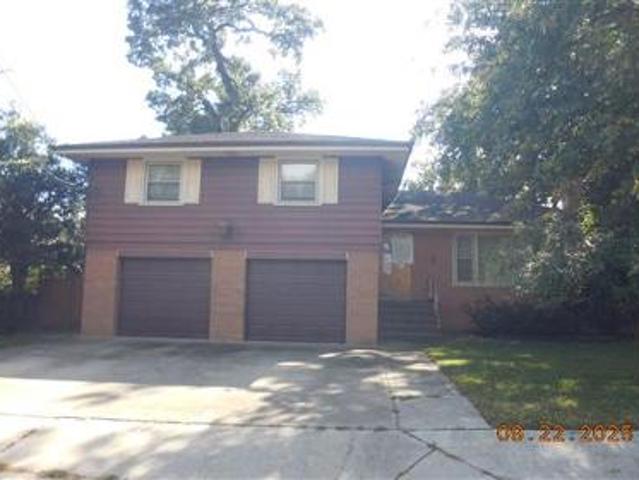 House for sale in Lyons, Illinois