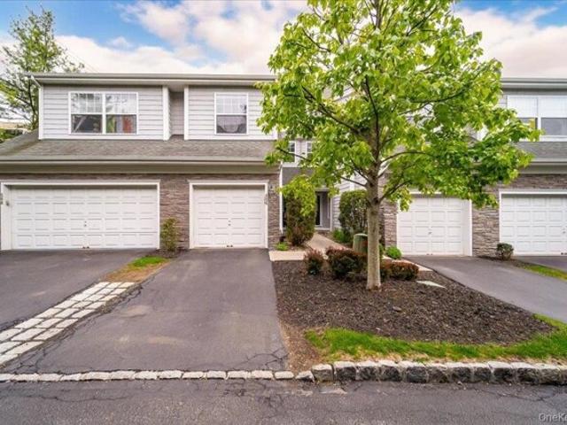 Condo for sale in Poughkeepsie, New York