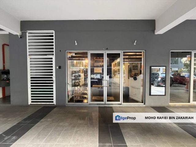 Shop for sale in Kajang, Langat