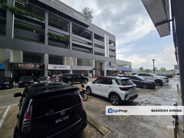 Shop for sale in Kajang, Langat