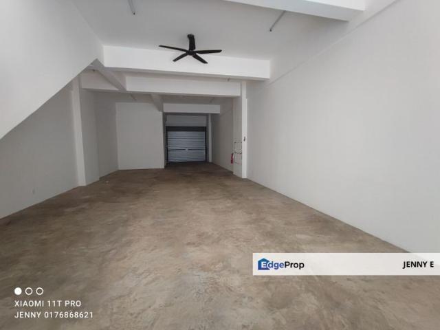 Shop for rent in Tanjong Sepat, Selangor