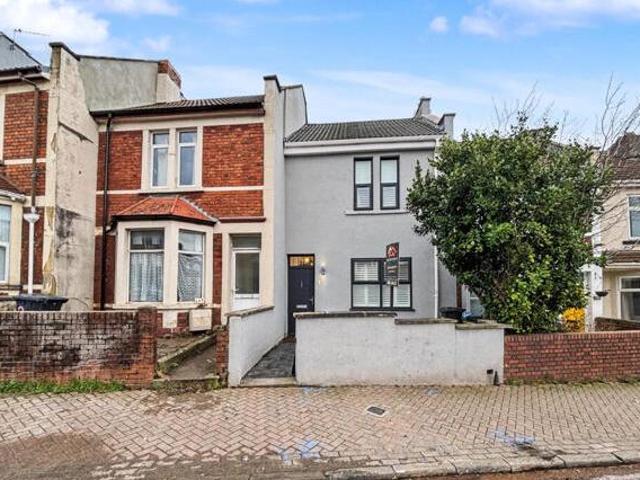House for sale in Feckenham, City Of Bristol