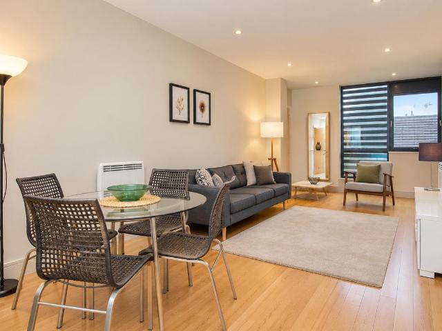 Apartment for rent in London Borough of Southwark, Greater London