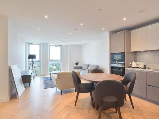 Apartment for rent in Elephant and Castle, Greater London