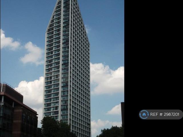 Apartment for rent in Elephant and Castle, Greater London