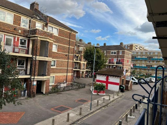 Studio for rent in Canada Water, Greater London